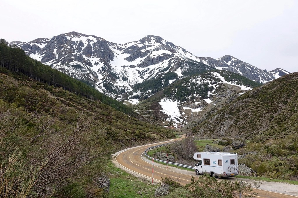 Common RV Mistakes and How to Avoid Them: Tips for a Hassle-Free&nbsp;Adventure