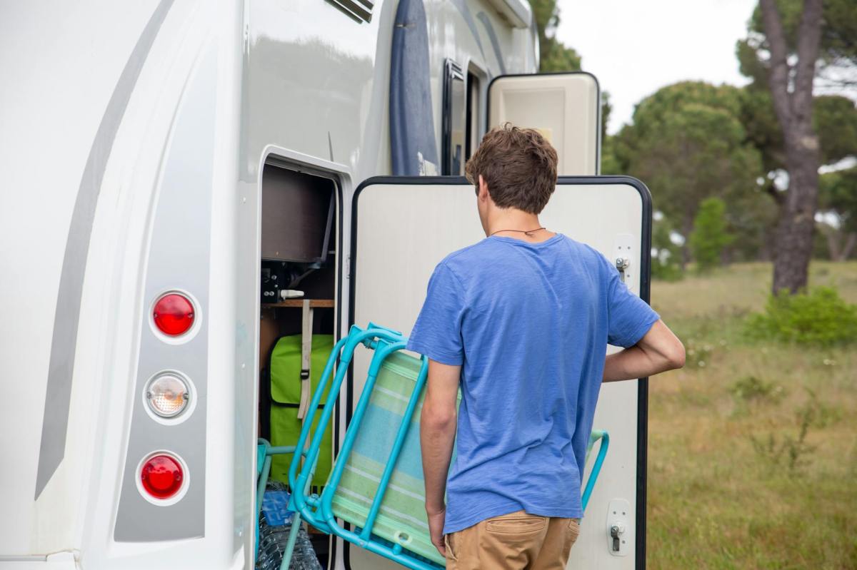 The Minimalist’s Guide to RV Living: What to Pack and What to Leave&nbsp;Behind