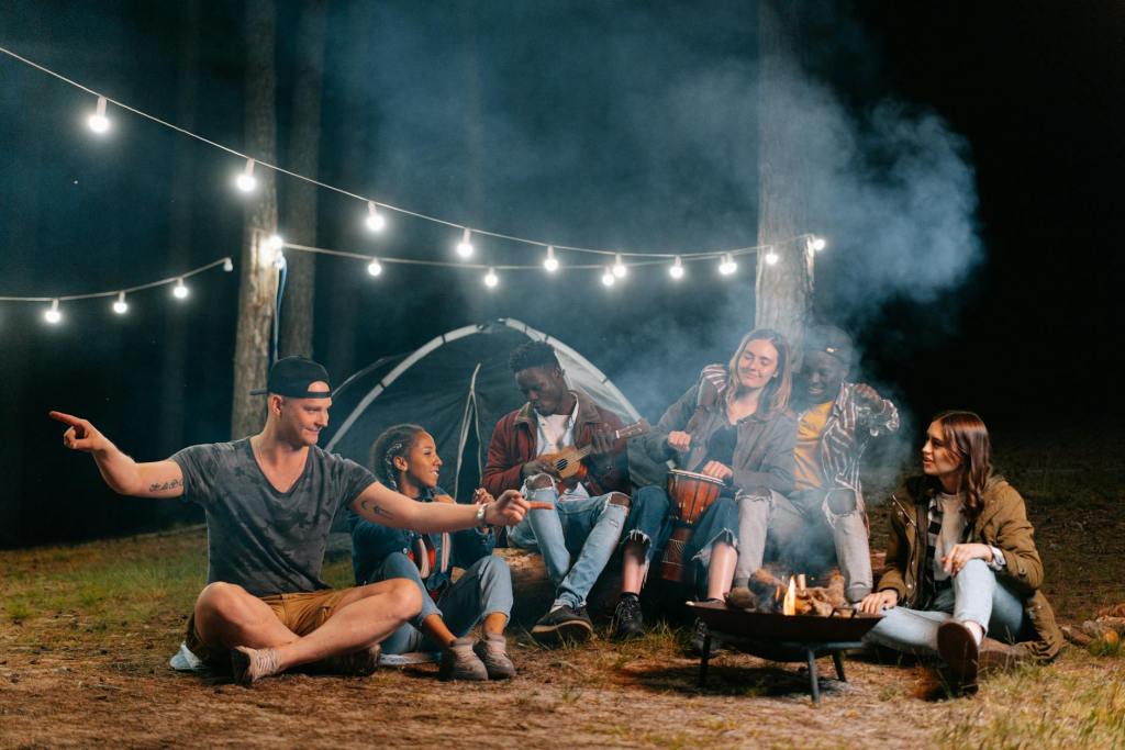 RV Community and Social Life: How to Make Connections on the&nbsp;Road